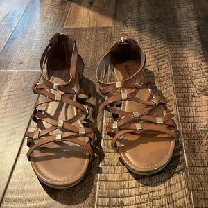 brown leather gladiator sandals